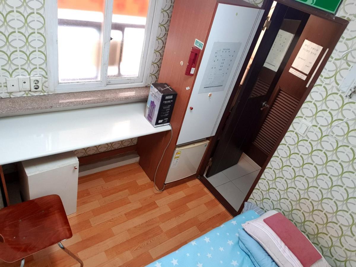 E Livingtel Hotel Seoul Bagian luar foto